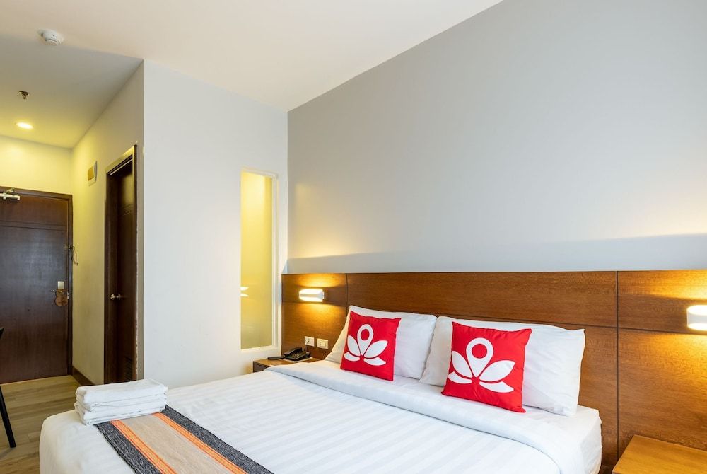 The Podium Boutique Hotel Standard Room, 1 Queen Bed (Bronze) 2