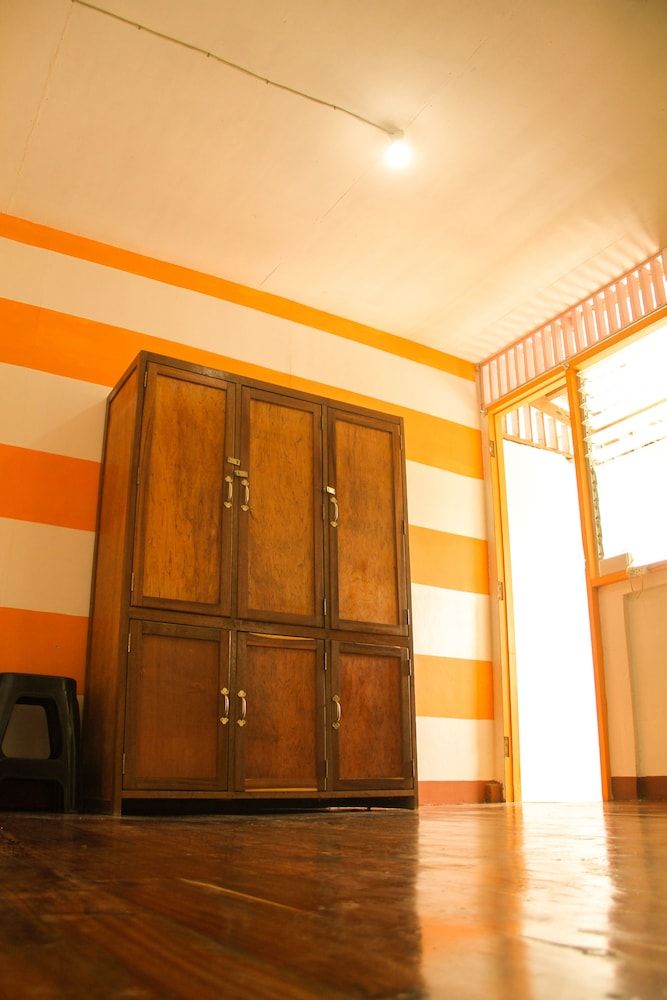 Casaoro Homestay Group Room, Fan Room 4