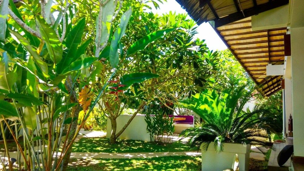 undefined Villa Kalachuchi B&B 8