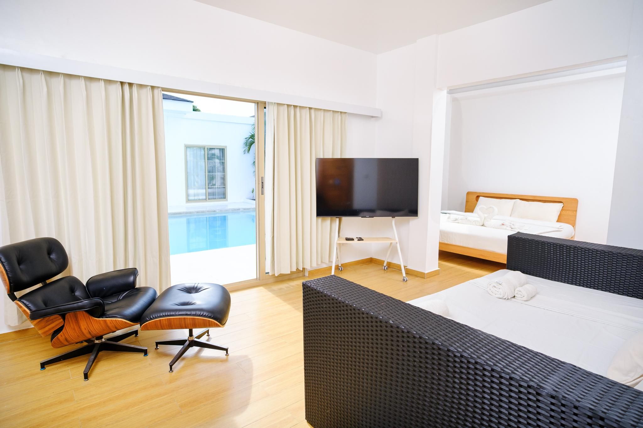 Seapearl of Alona Pool View King Room