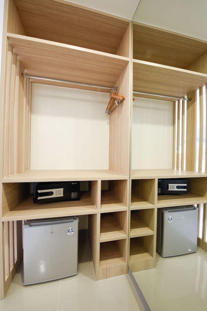 Hop Inn Hotel Alabang Manila Family Room 9