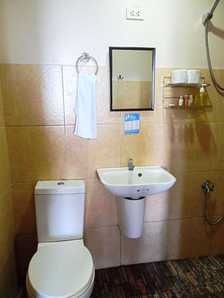 Ausan Beach Front Cottage and Restaurant Double Aircon Room with Sea View 20