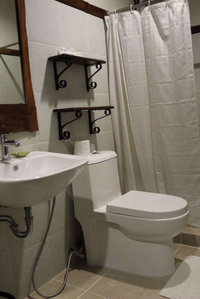 Nature's Village Resort Superior Room 3