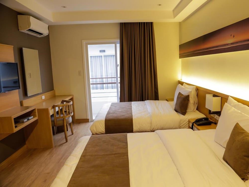 iCove Beach Hotel Executive Suite 3