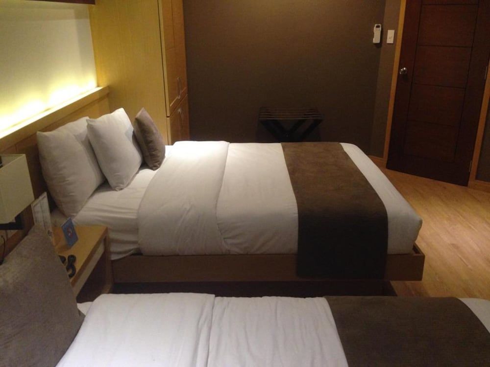 iCove Beach Hotel Executive Suite 5