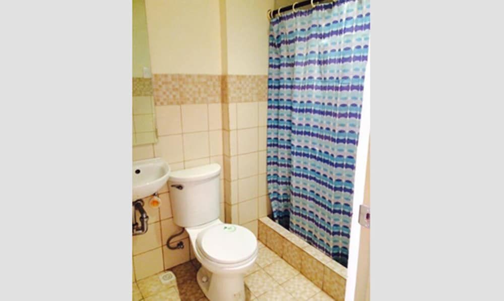 Canoe Beach Resort Deluxe 9