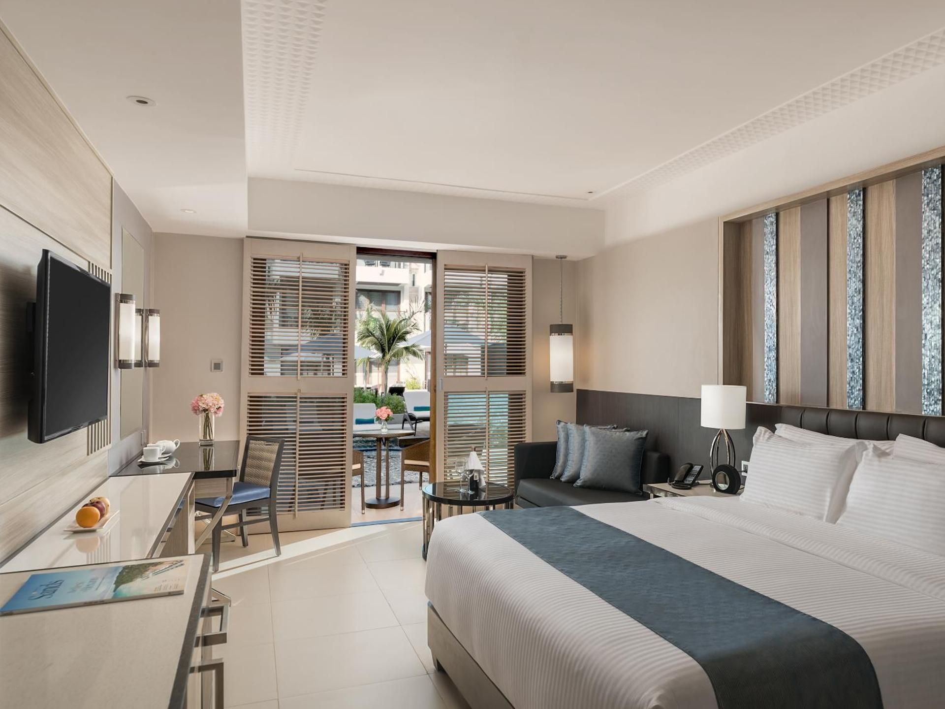 Premier with Direct Pool Access