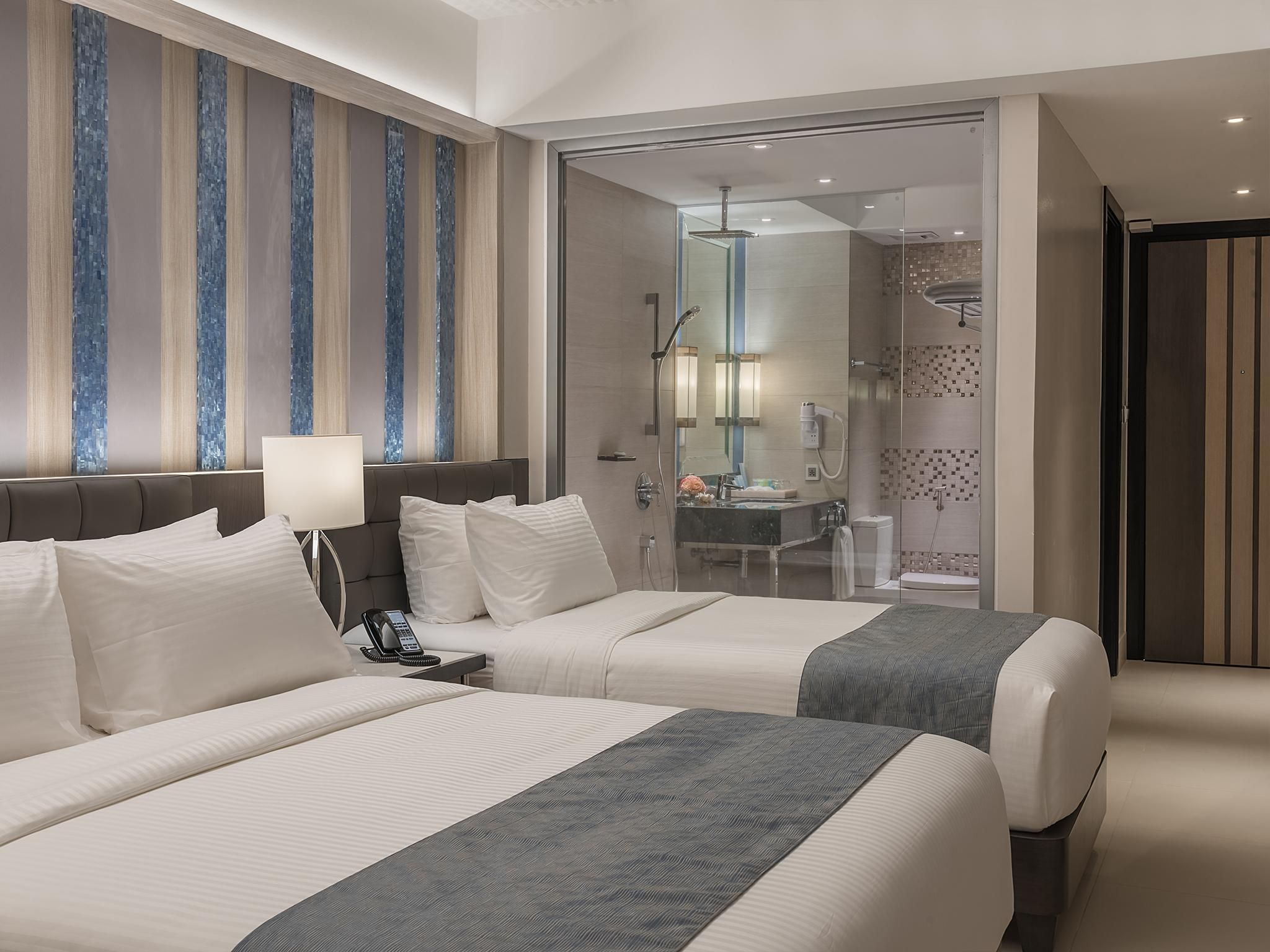 Henann Palm Beach Resort Deluxe 10