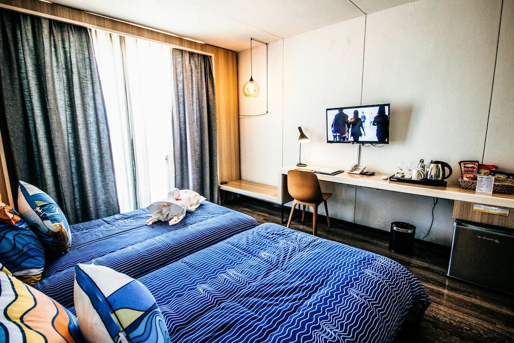 Apsaras Tribe - Siargao Deluxe Room, Garden View 10