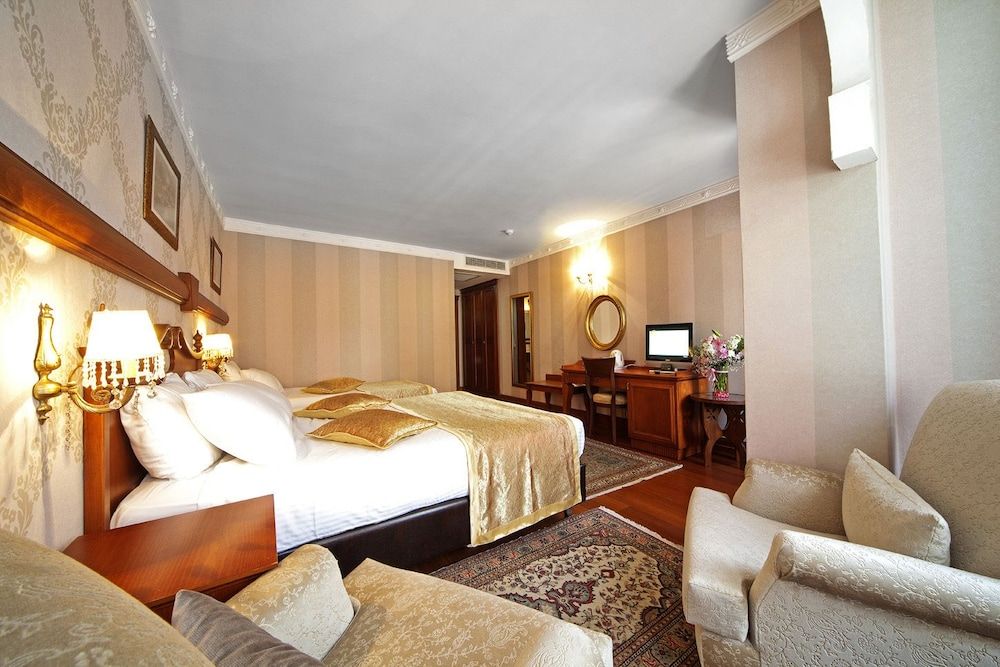 undefined Azade Hotel 3