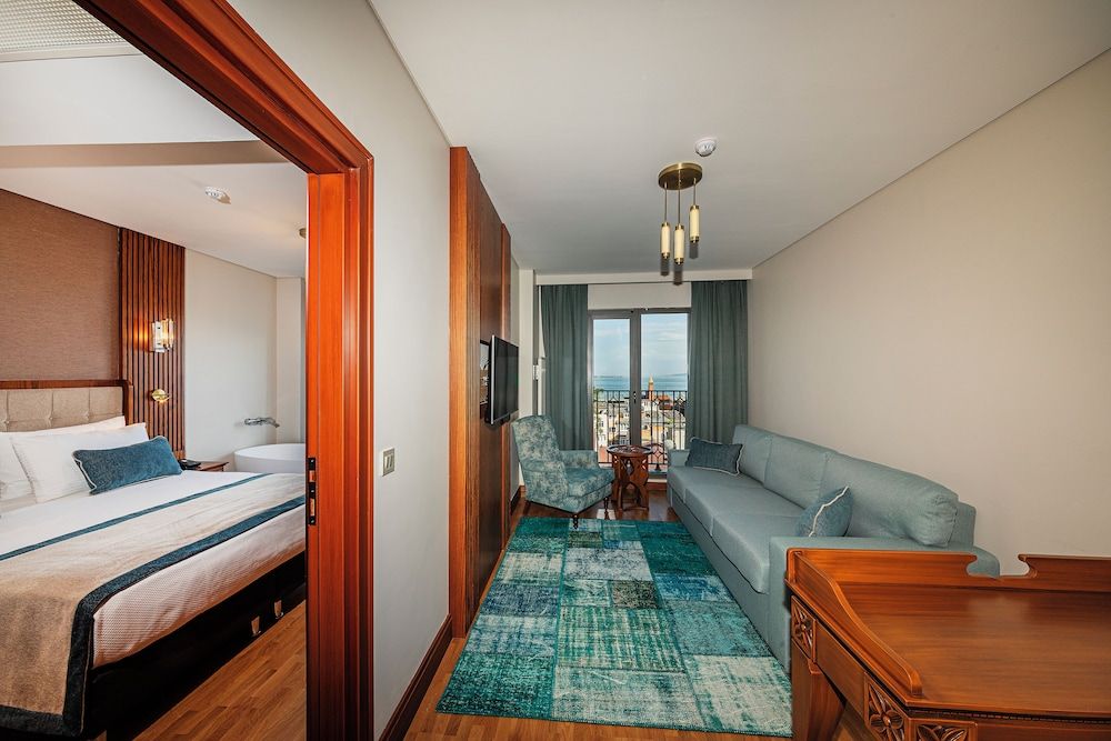 undefined Triton Hotel 3