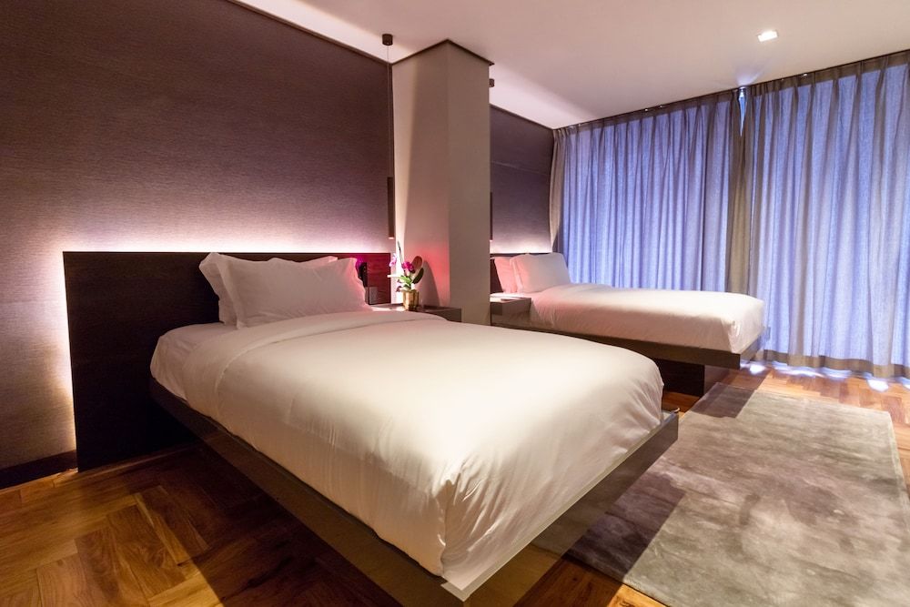 Ramada Encore Makati Standard Twin 4