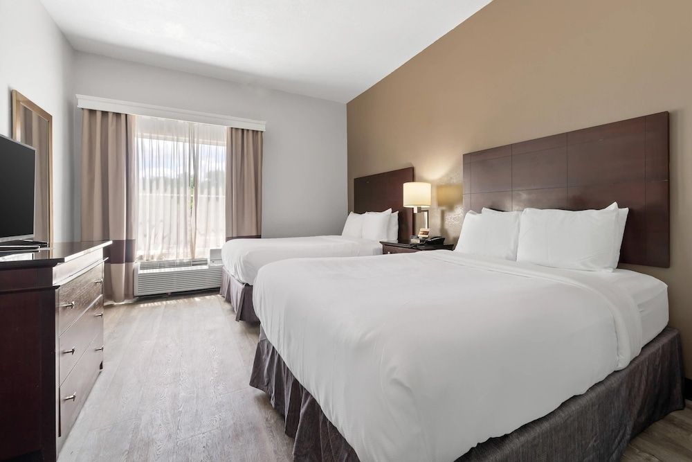 Suite, 2 Queen Beds, Non Smoking