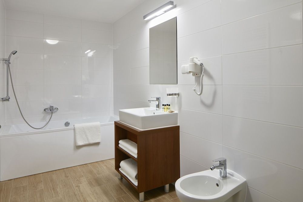 Hotel Logos Studio Suite, 1 Bedroom, Balcony (Living Room) 5