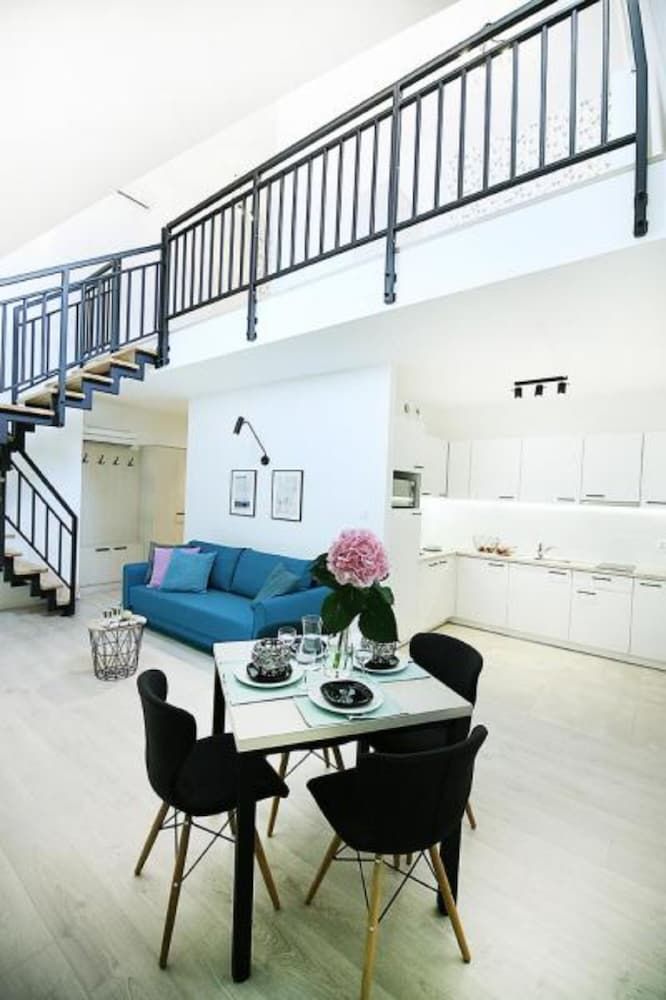 Absyntapart -  Stare Miasto Executive Penthouse, Multiple Beds 5