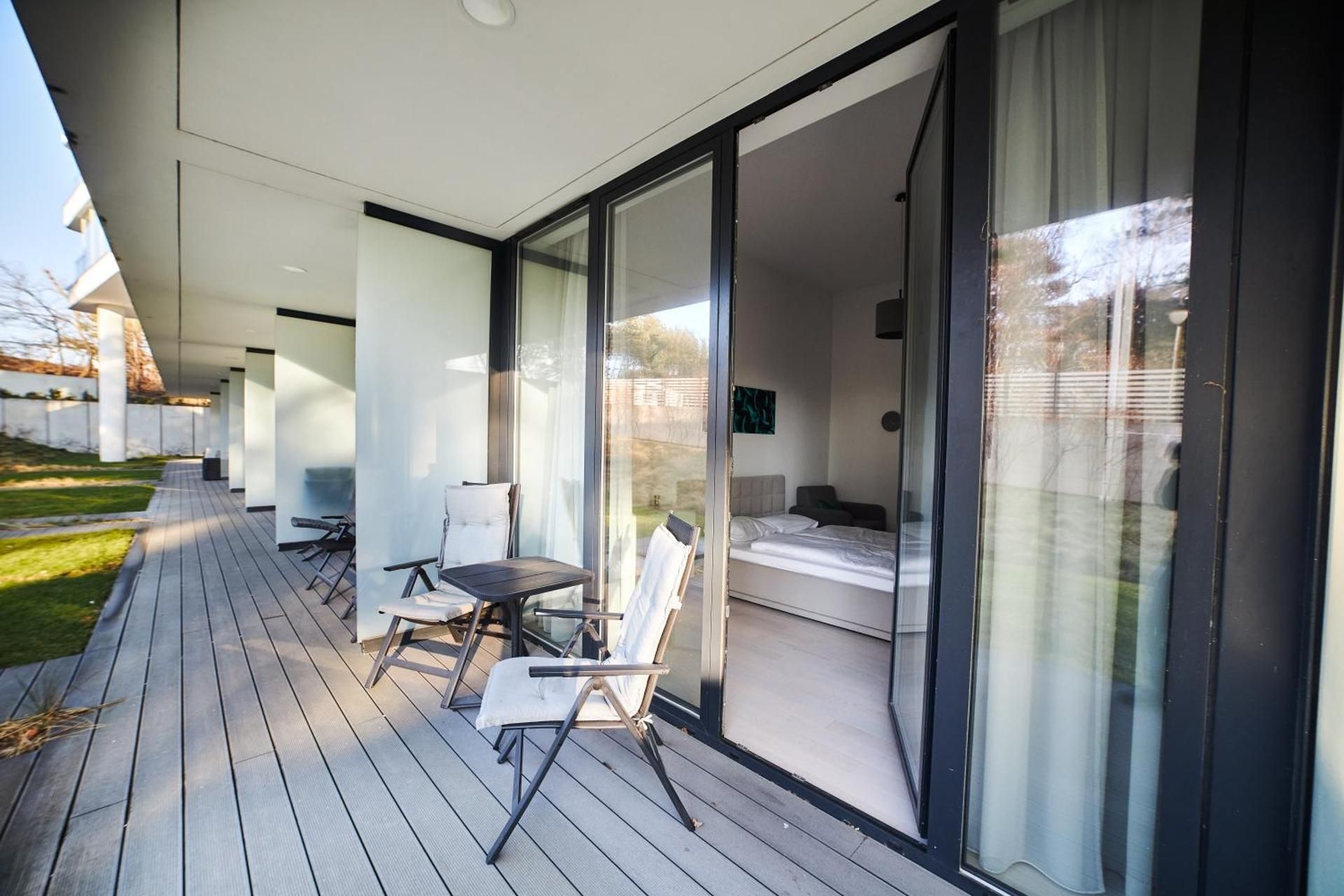 Studio Apartment B004 with exit to the garden