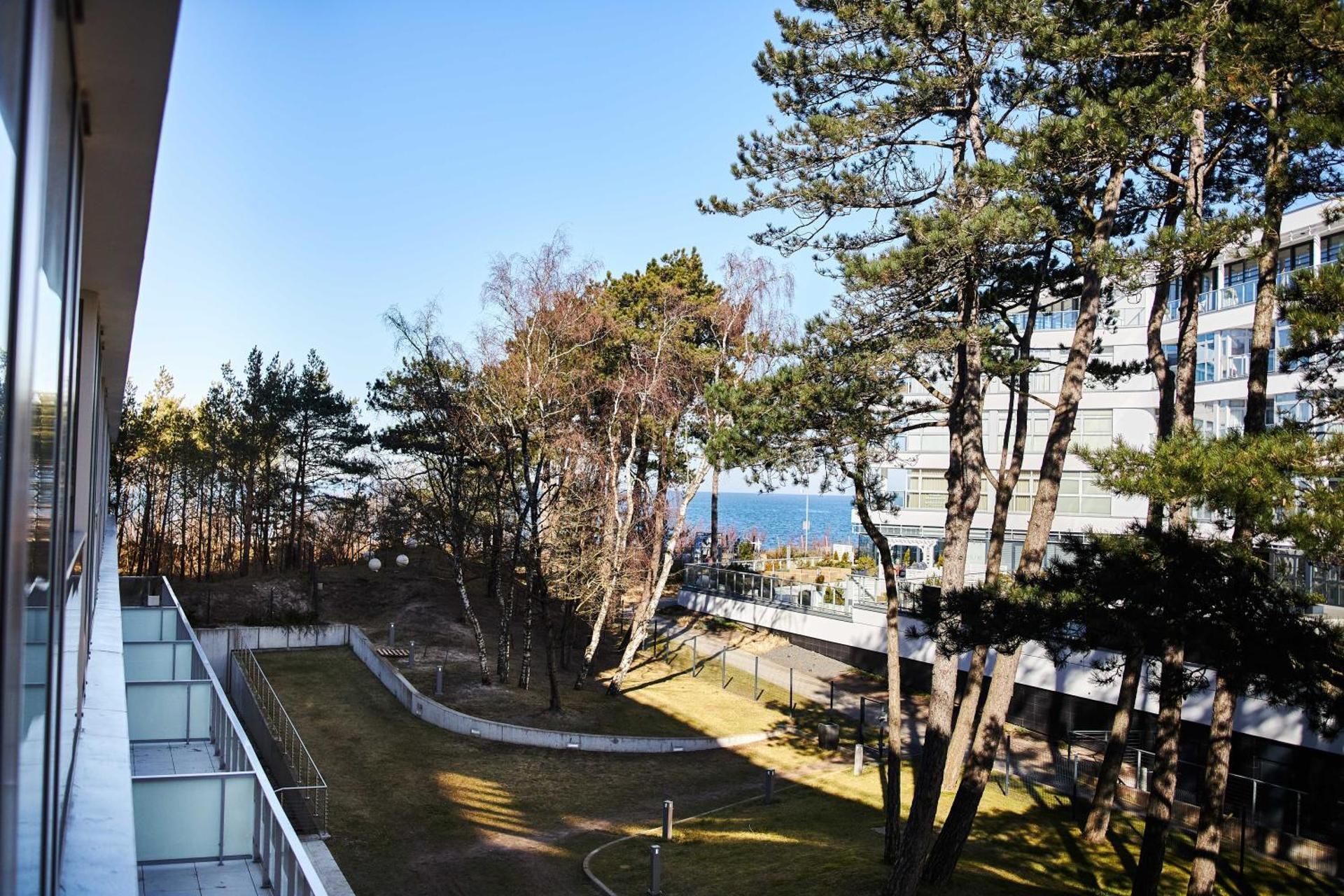 Studio Apartment B222 (Partial Sea View)