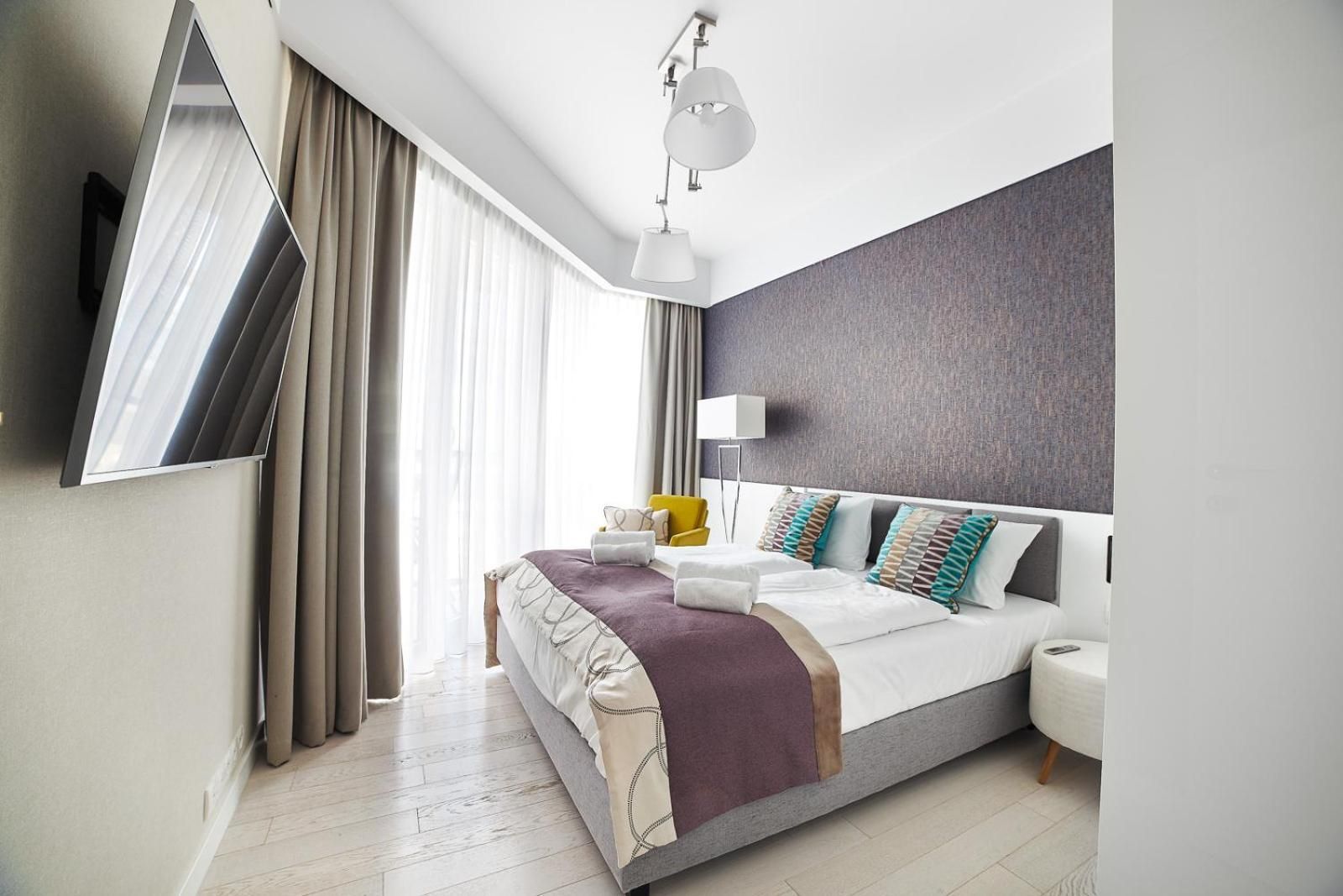 One-Bedroom Apartment B313