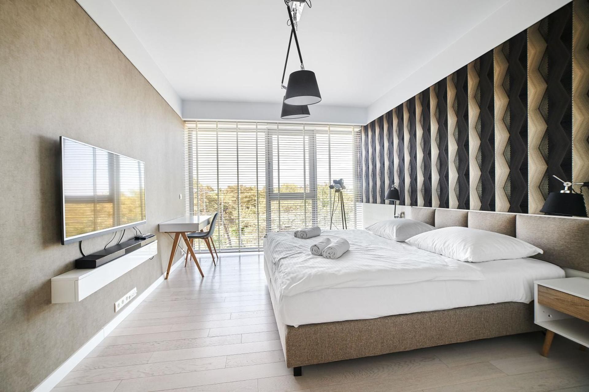 Two-Bedroom Apartment B402 with sea view