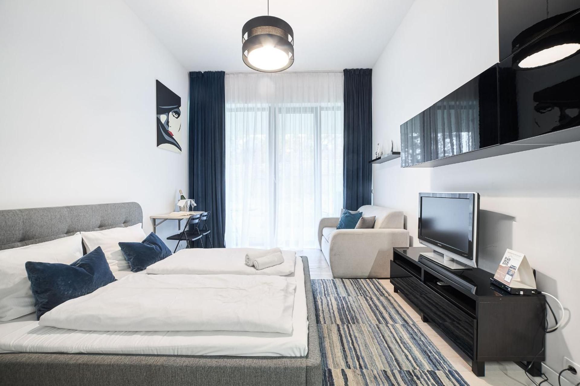 Studio Apartment B005 with exit to the garden