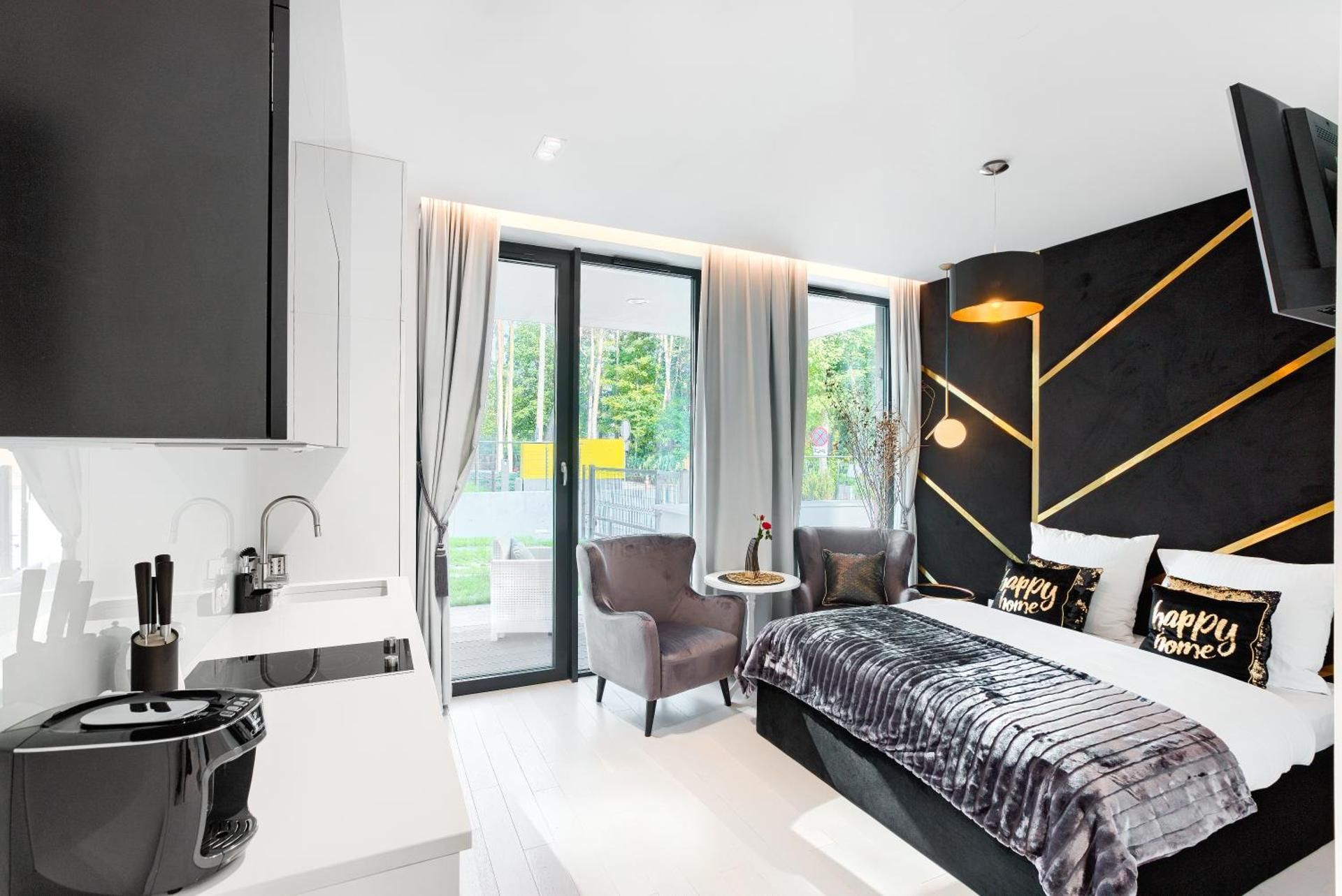 Studio Apartment B030 with exit to the garden