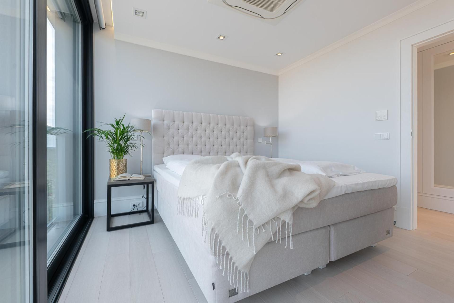 Royal Penthouse C503