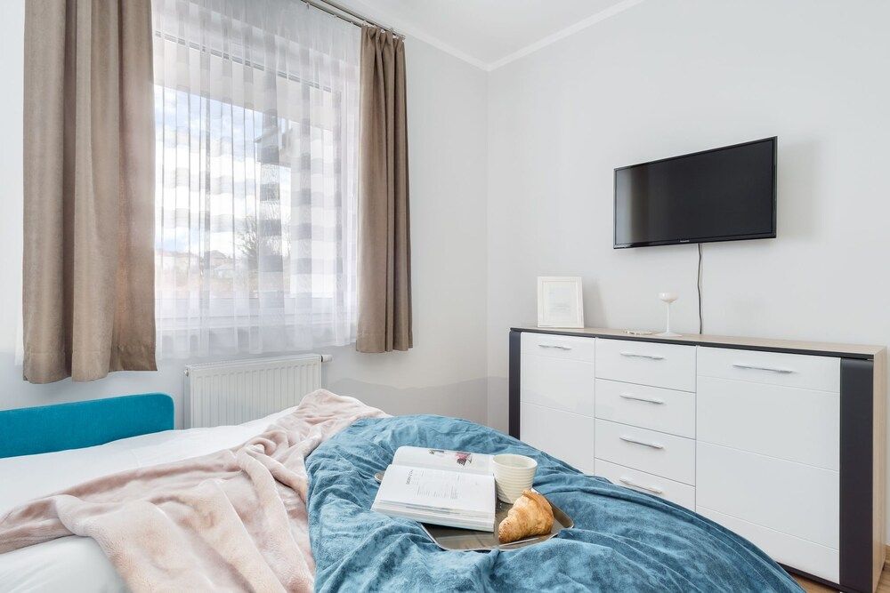 undefined Elite Apartments Family City Center 5