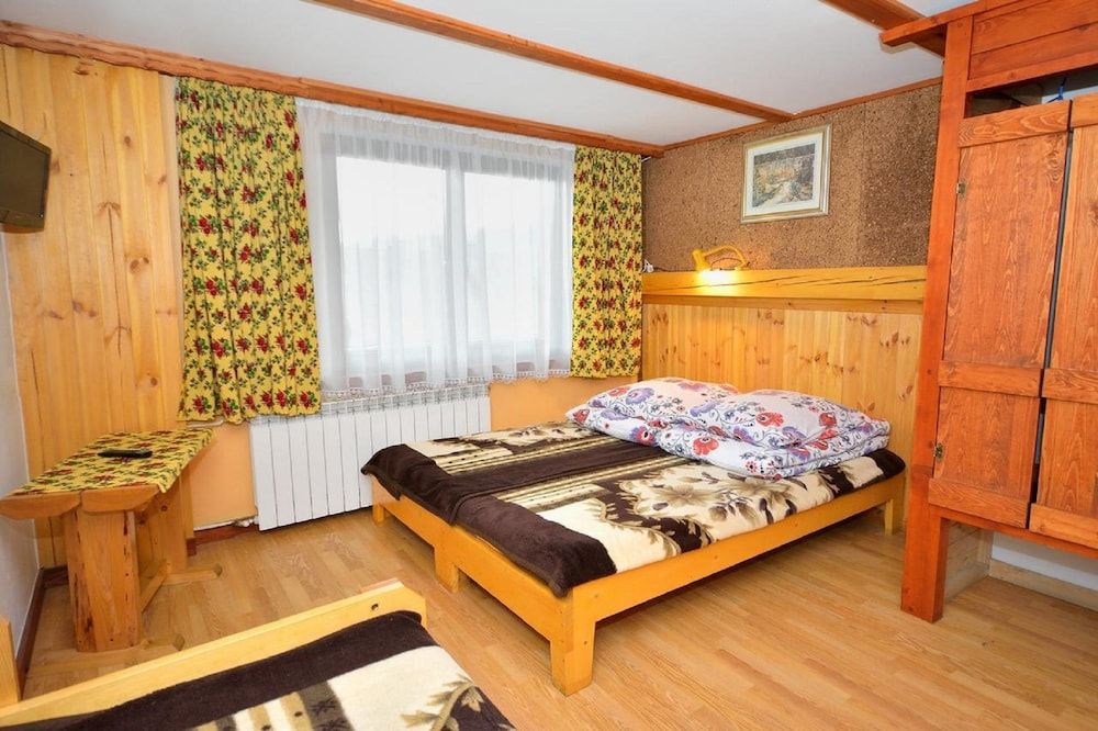 Standard Triple Room, Private Bathroom