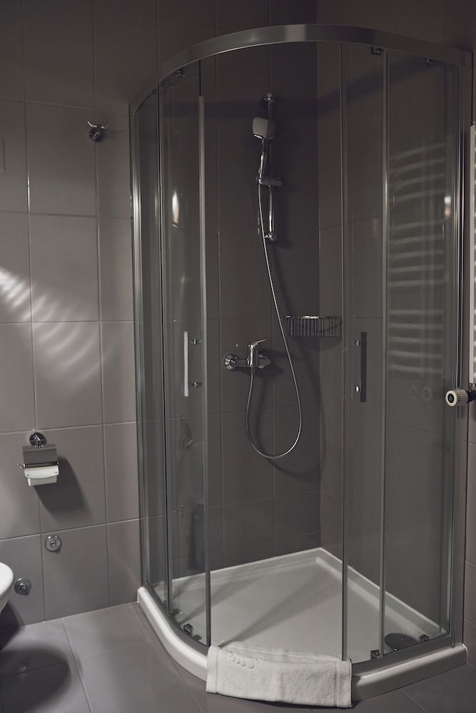 Standard Twin Room, Non Smoking, City View