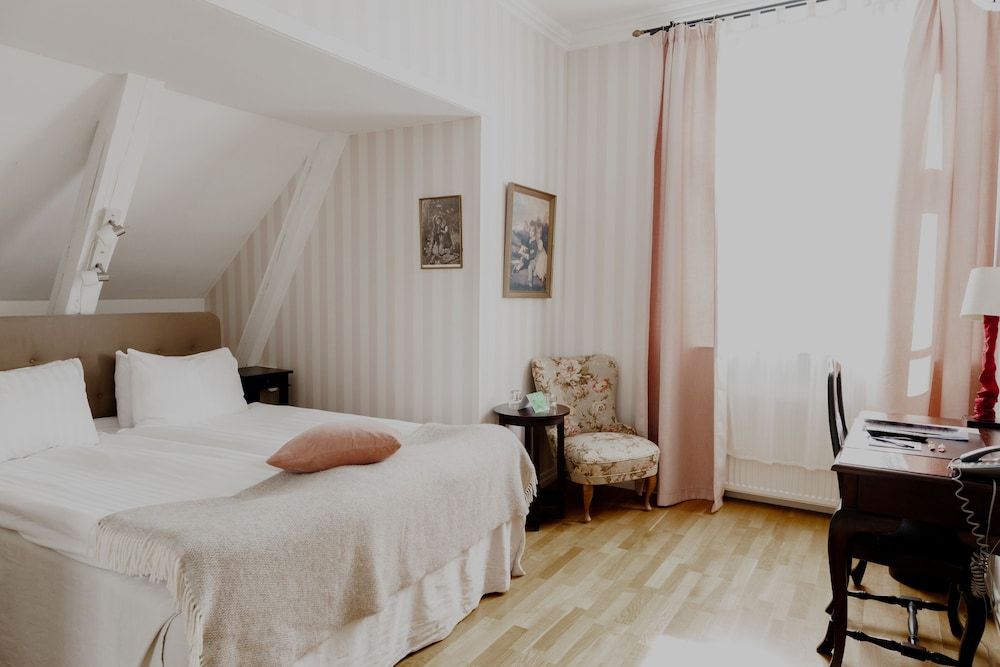 Blommenhof Hotel Romantic Double Room, 1 Double Bed 3