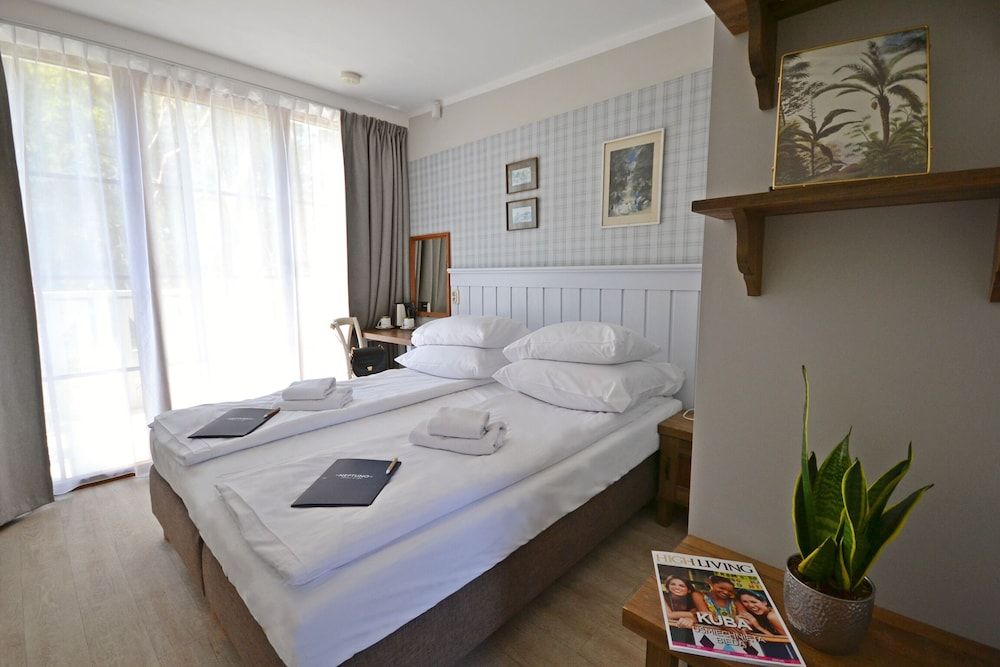 Classic Double Room