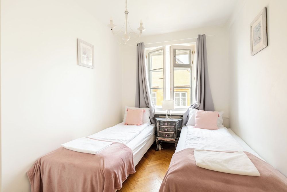 Deluxe Apartment, 2 Bedrooms, Balcony, River View (Brzozowa 14)