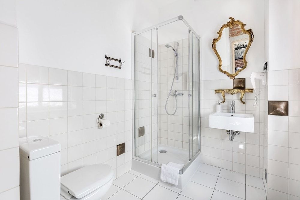 Arthotel Stalowa 52 Deluxe Room 11