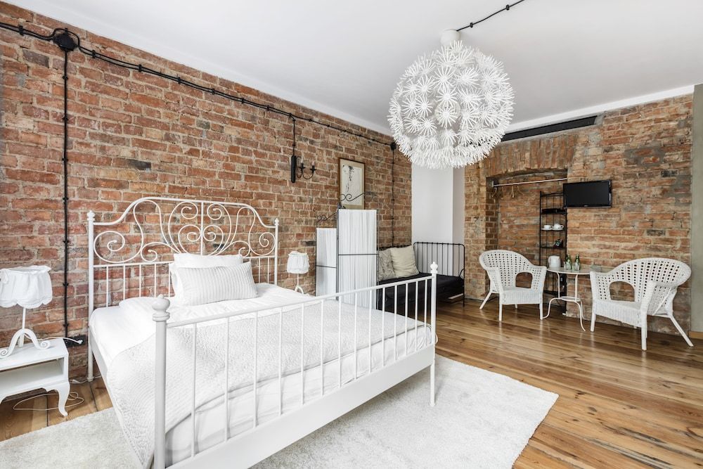 Arthotel Stalowa 52 Deluxe Room 2