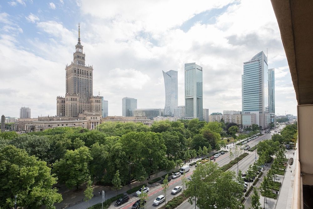 ShortStayPoland Świętokrzyska - B38 Premium Apartment, 1 Queen Bed with Sofa bed, City View 24