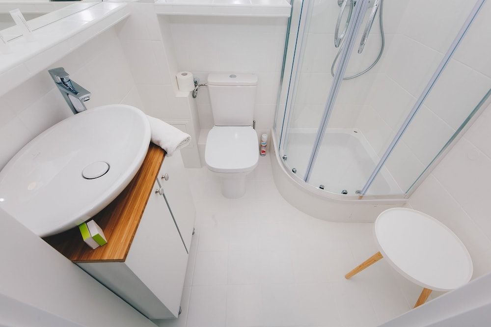 ShortStayPoland Świętokrzyska - B38 Premium Apartment, 1 Queen Bed with Sofa bed, City View 26