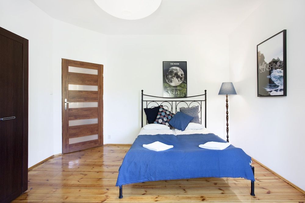 Comfort Triple Room, Non Smoking, Shared Bathroom