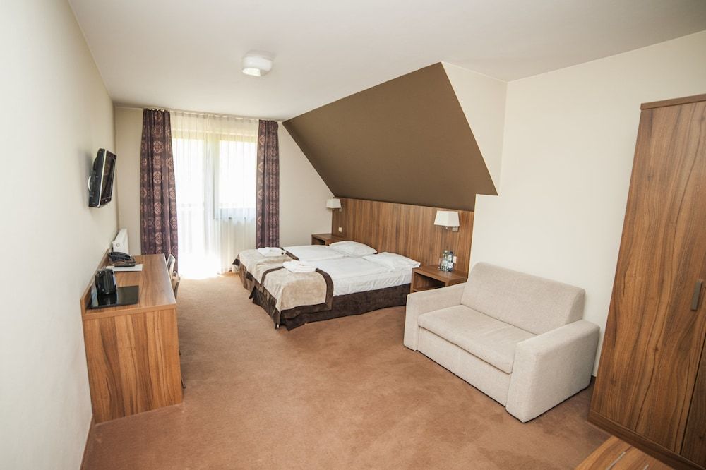 Standard Double Room (extra bed)