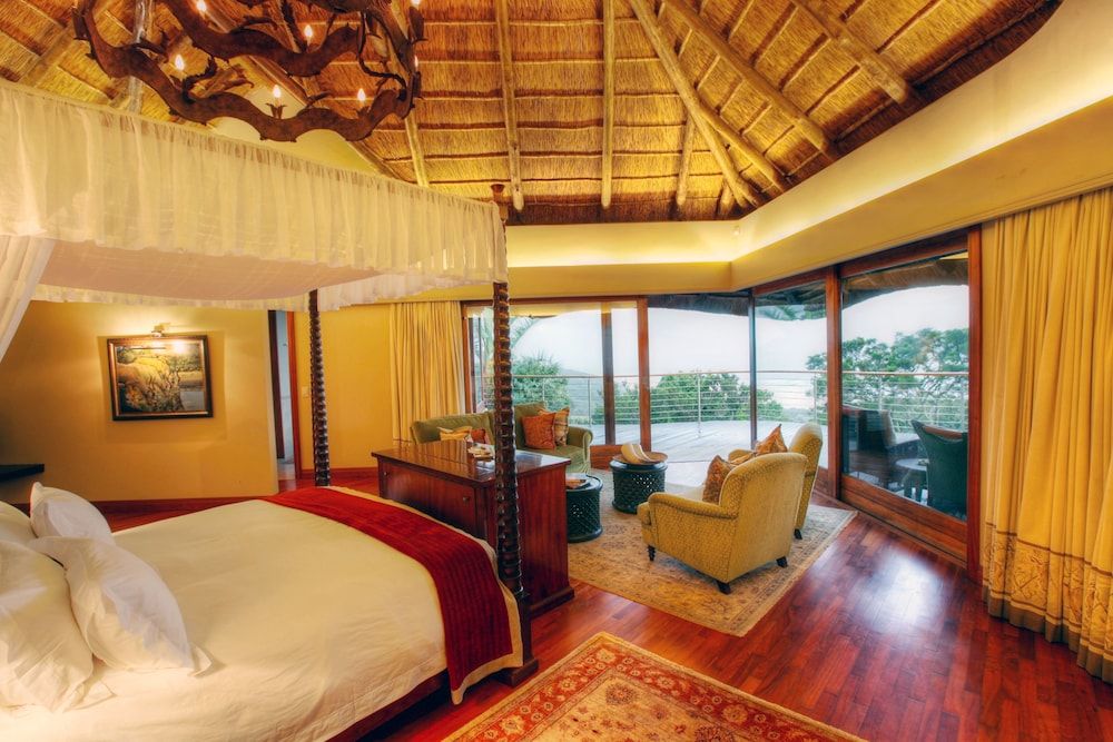 Luxury Suite, Beach View