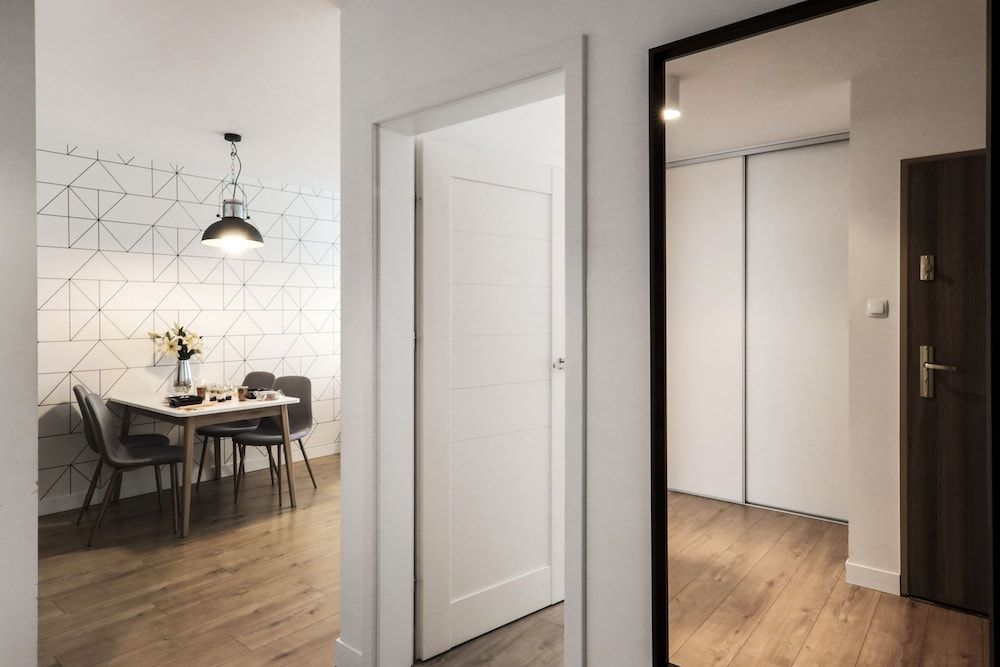 Emihouse CityVibe Apartments Executive Apartment, 1 Bedroom, Balcony 12