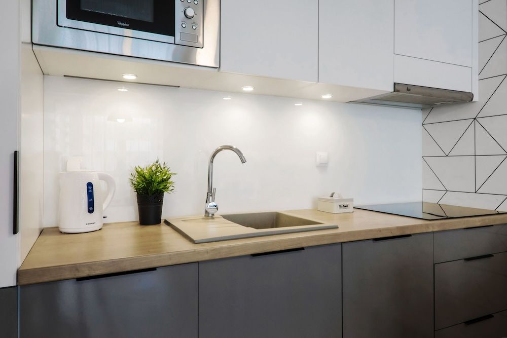 Emihouse CityVibe Apartments Executive Apartment, 1 Bedroom, Balcony 6