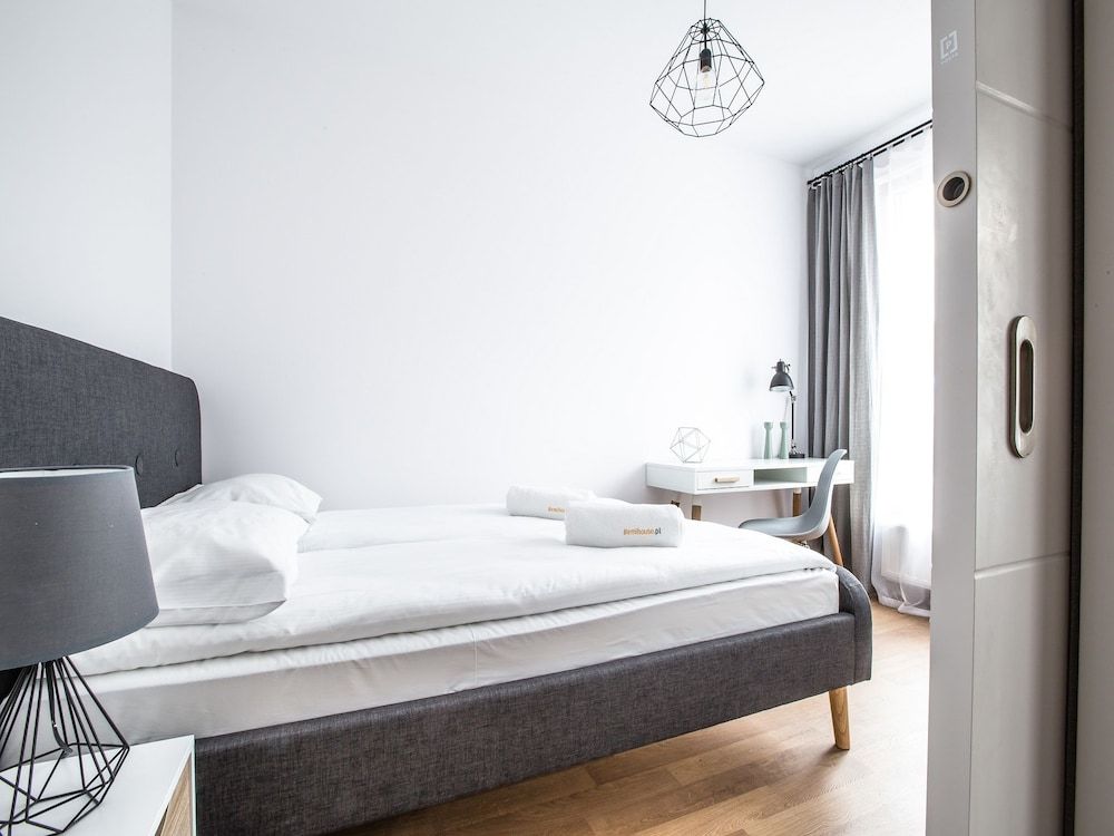 Emihouse CityVibe Apartments Junior Apartment, 1 Bedroom, Balcony 2