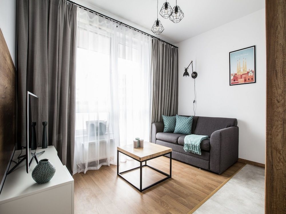 Emihouse CityVibe Apartments Junior Apartment, 1 Bedroom, Balcony 5