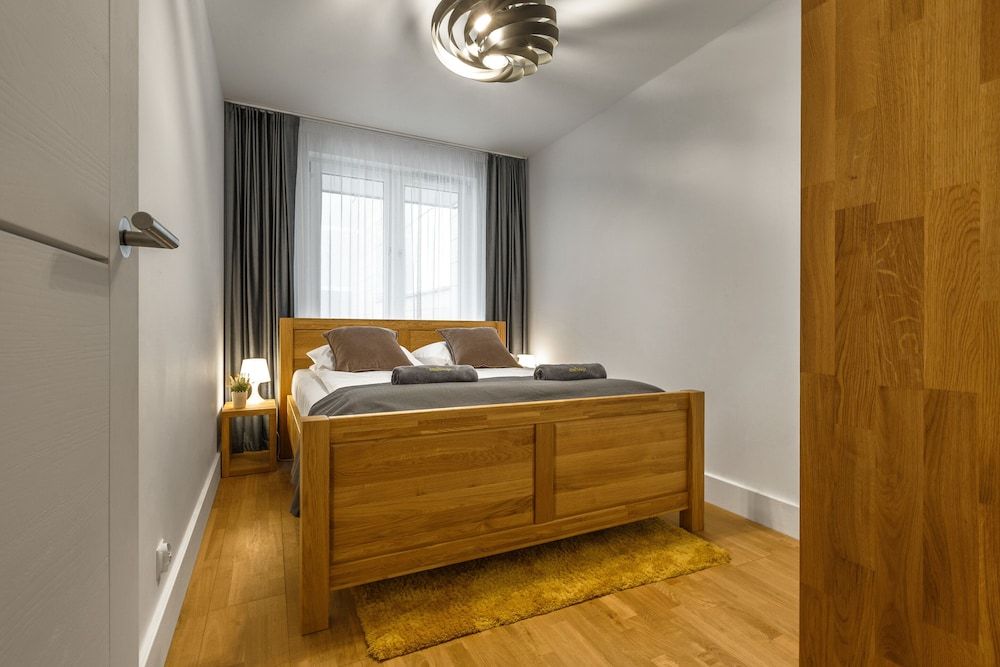 Emihouse CityVibe Apartments Premium Apartment, 1 Bedroom, Balcony 2