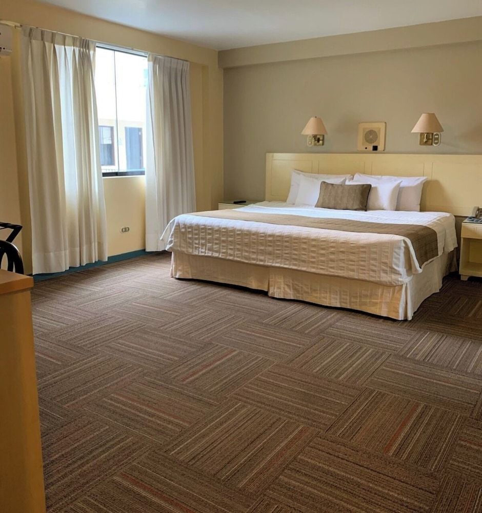 undefined Embajadores Hotel 3