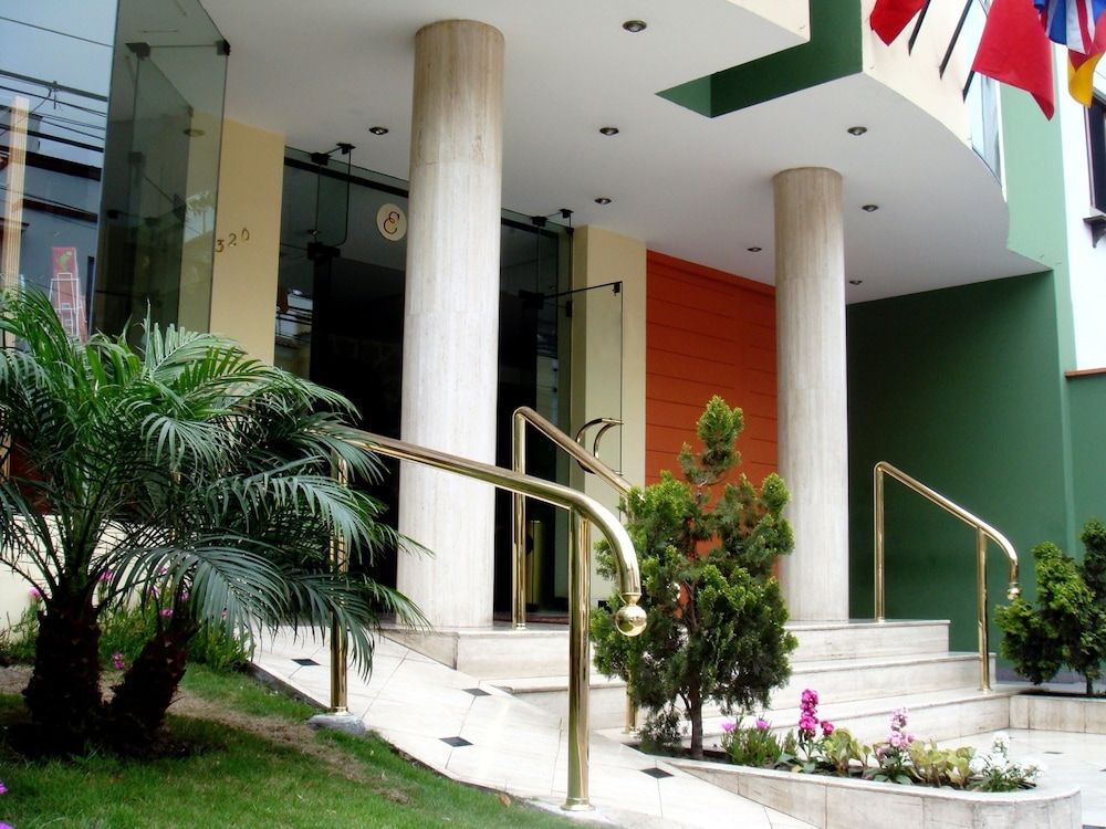 undefined Embajadores Hotel 6