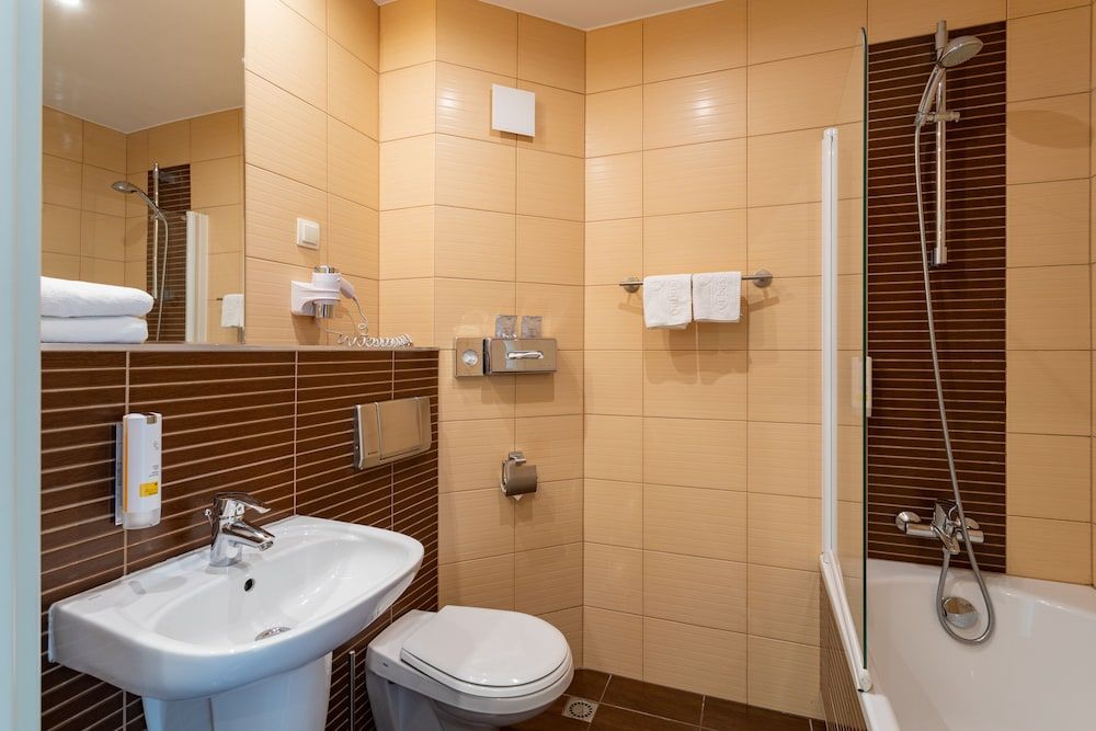 Qubus Hotel Zielona Gora Single Room 5