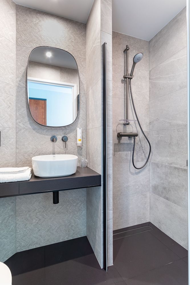 Qubus Hotel Zielona Gora Single Room 4