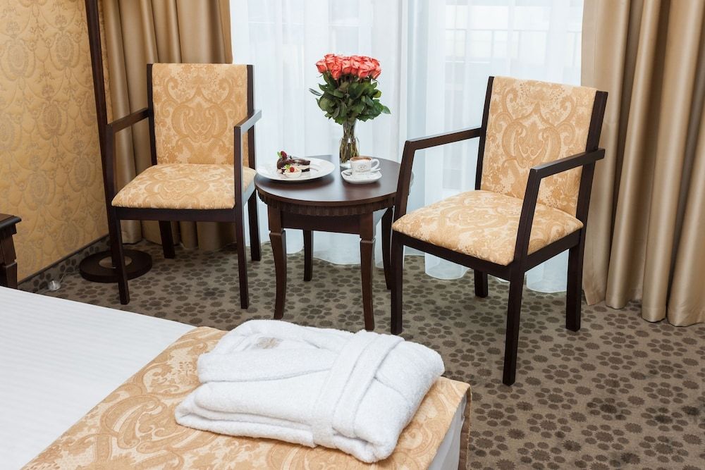 Hotel Lambert Medical Spa Standard Double or Twin Room 7