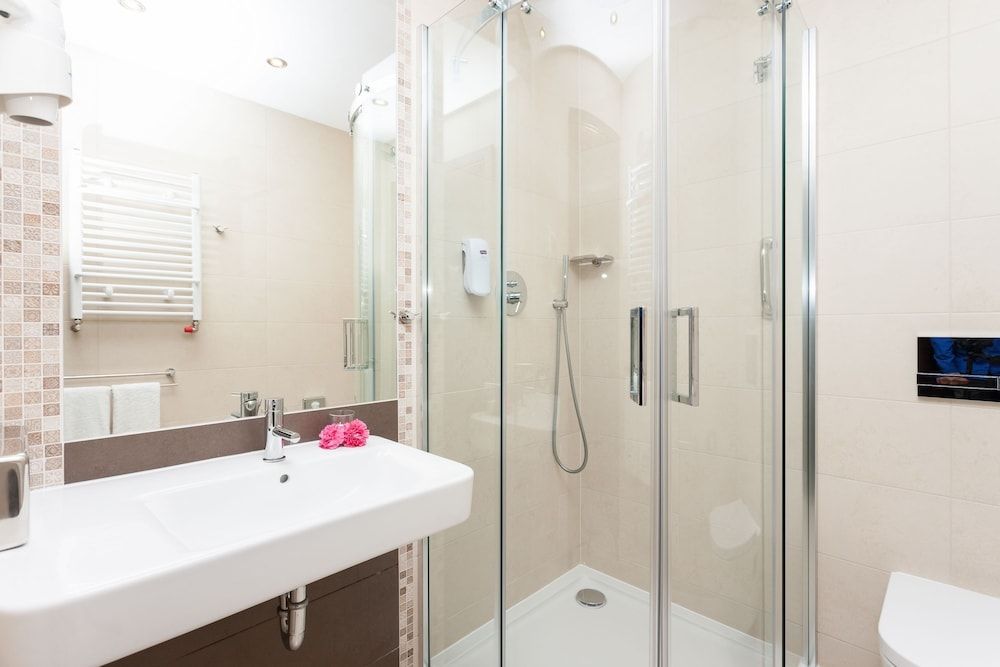 Hotel Lambert Medical Spa Standard Double or Twin Room 5